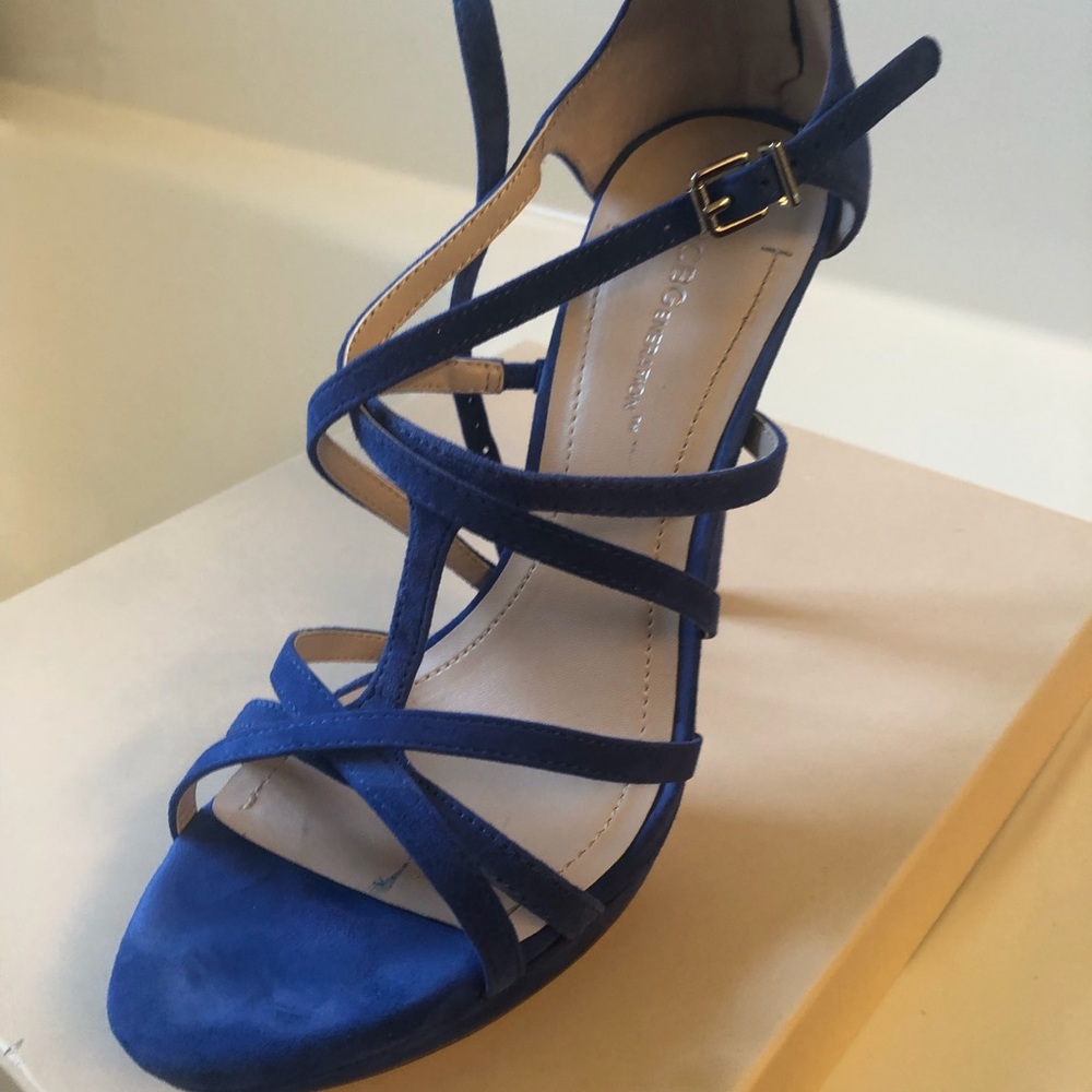 Dress shoes